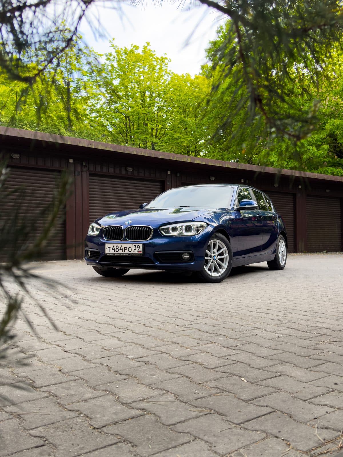 BMW 118i — фото 2 в аренду в Калининграде — LiteRent