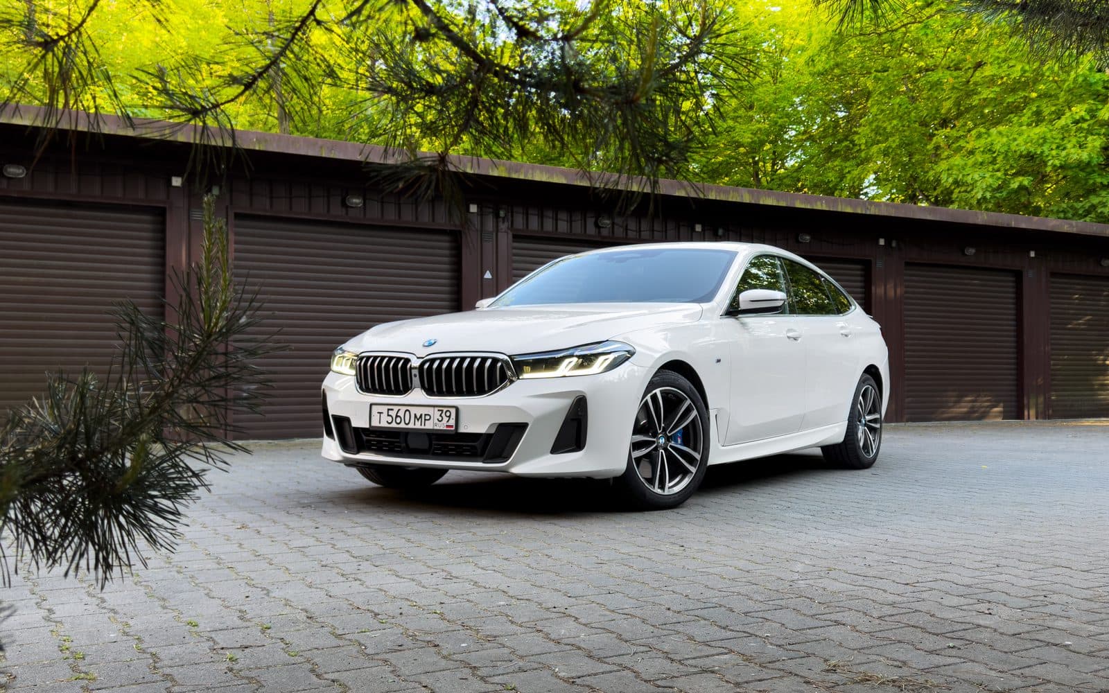 BMW 620D GT 2021 — фото 2 в аренду в Калининграде — LiteRent