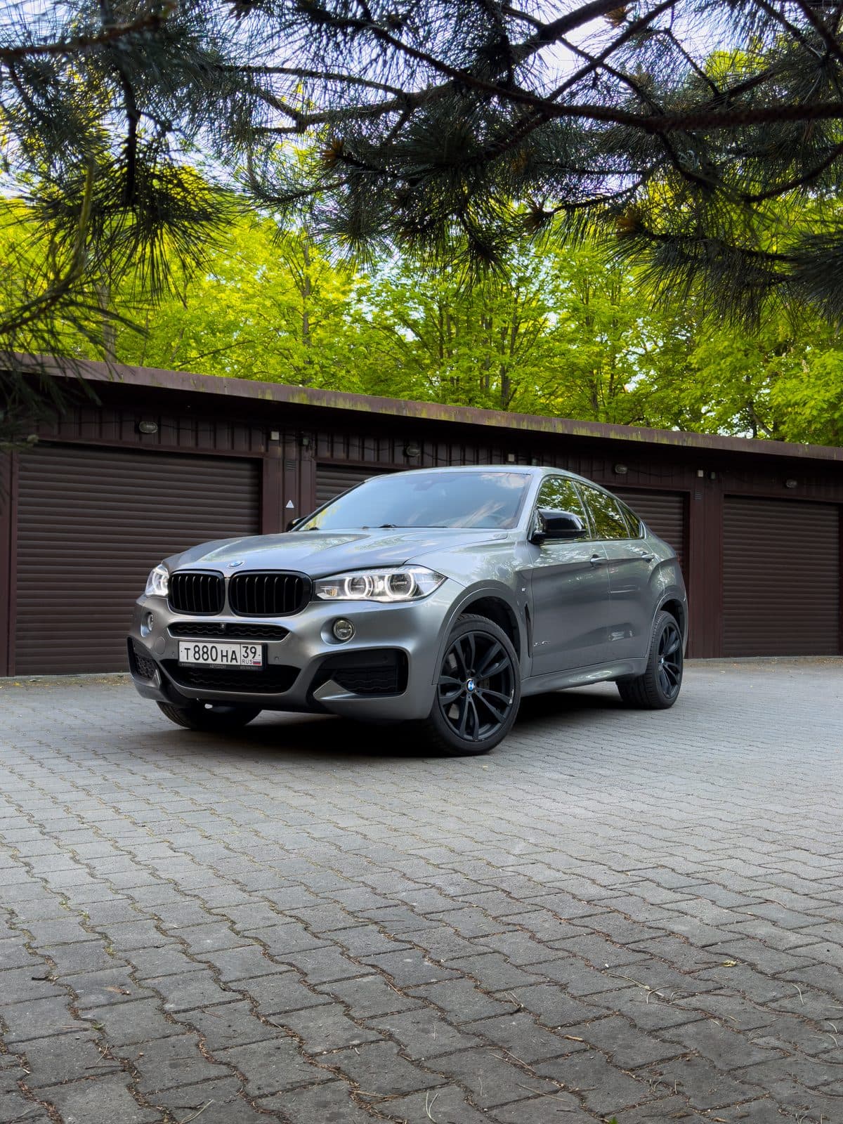 BMW Х6 40D — фото 2 в аренду в Калининграде — LiteRent