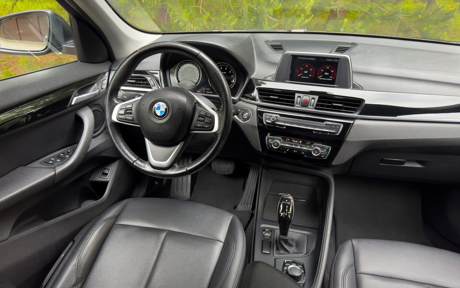 BMW X1 — фото 3 в аренду в Калининграде — LiteRent