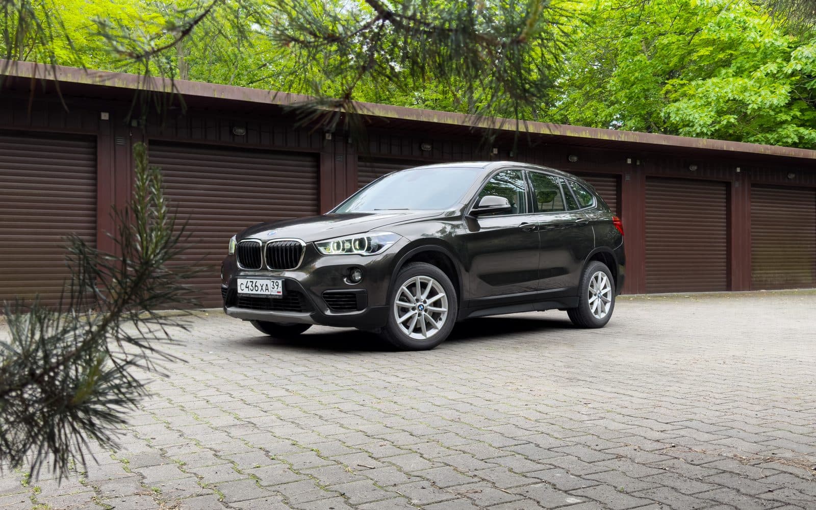 BMW X1 — фото 5 в аренду в Калининграде — LiteRent