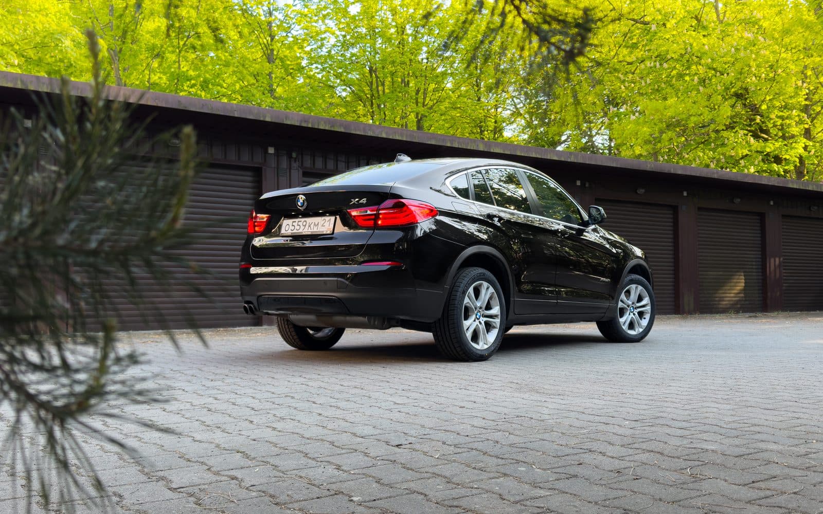 BMW X4 xDrive30i — фото 3 в аренду в Калининграде — LiteRent