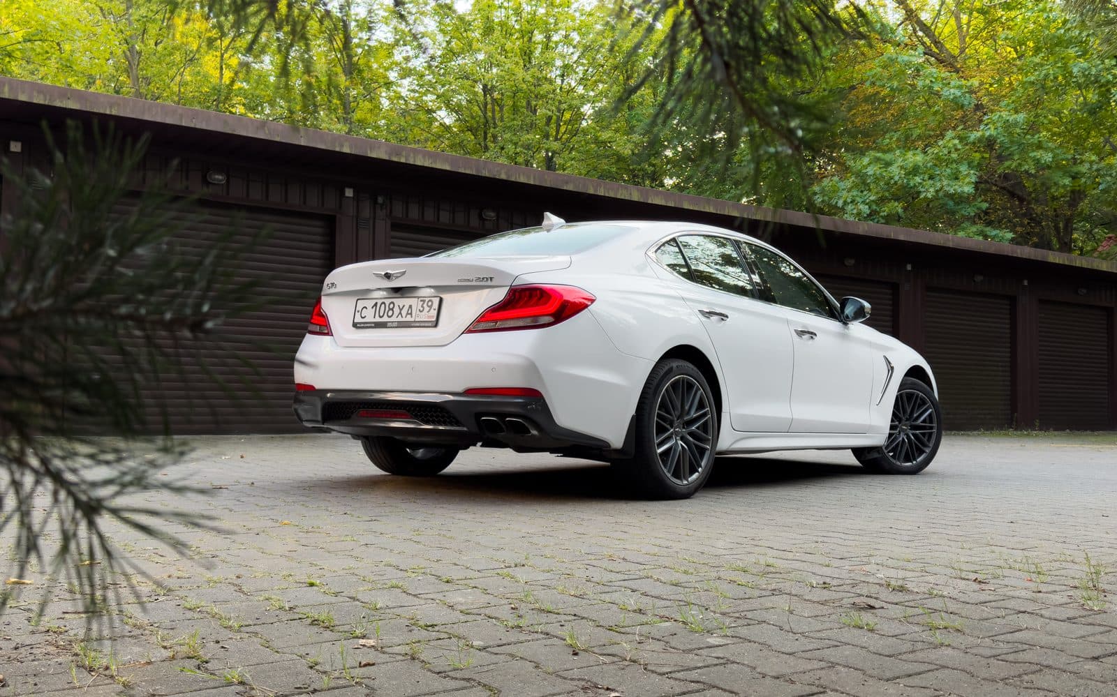 Genesis G70 — фото 5 в аренду в Калининграде — LiteRent