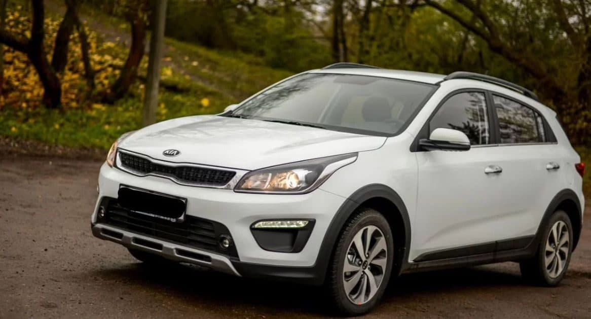 KIA Rio X-Line — фото 2 в аренду в Калининграде — LiteRent