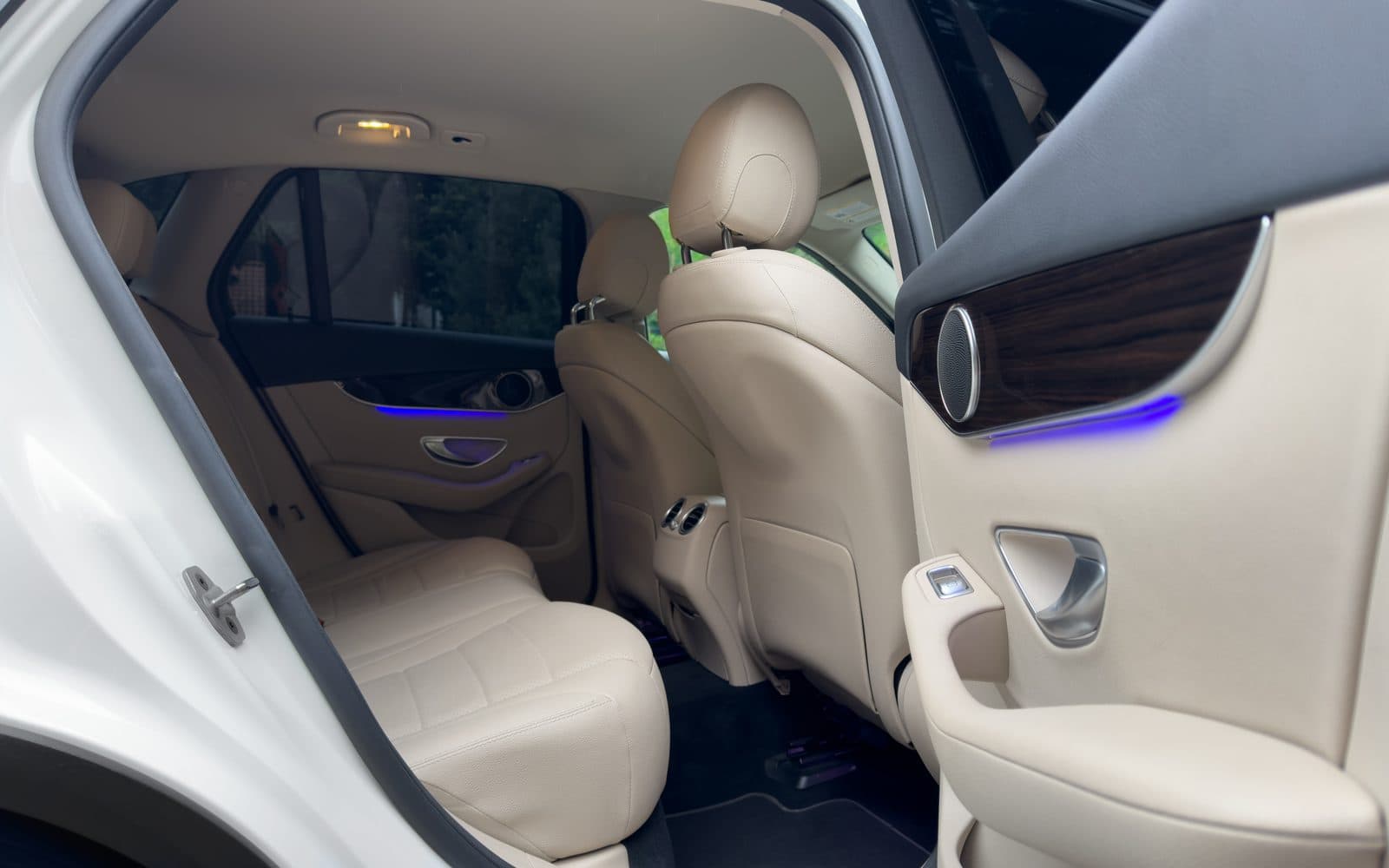 Mercedes-Benz GLC 2021 — фото 3 в аренду в Калининграде — LiteRent