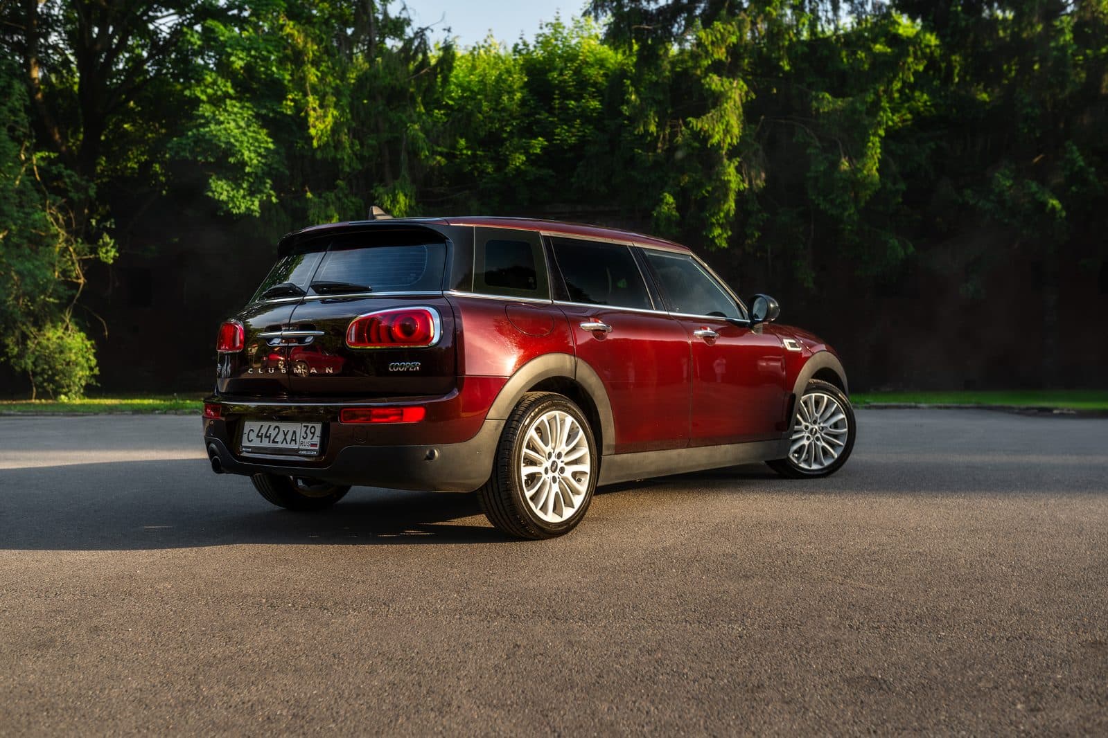 Mini Cooper Clubman — фото 3 в аренду в Калининграде — LiteRent