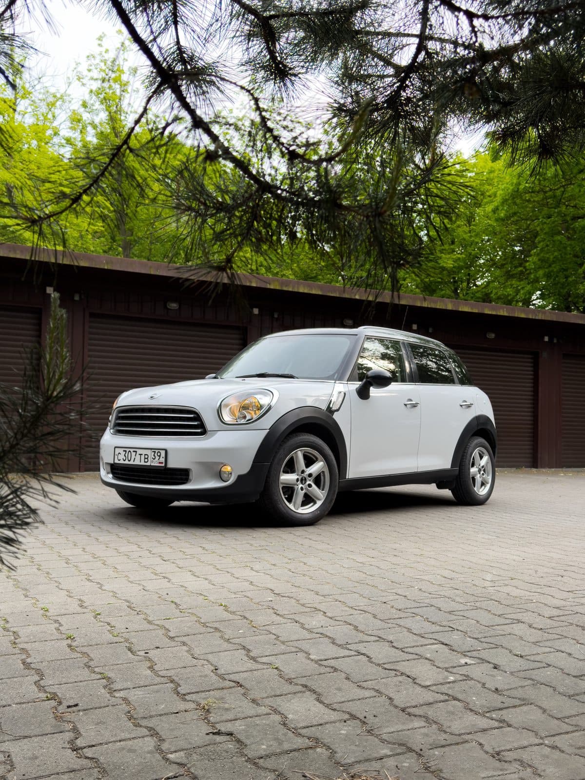 MINI Cooper Countryman — фото 2 в аренду в Калининграде — LiteRent