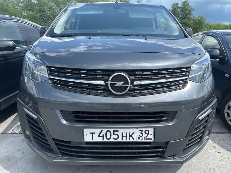 OPEL ZAFIRA LIFE 2021 — фото 1 в аренду в Калининграде — LiteRent
