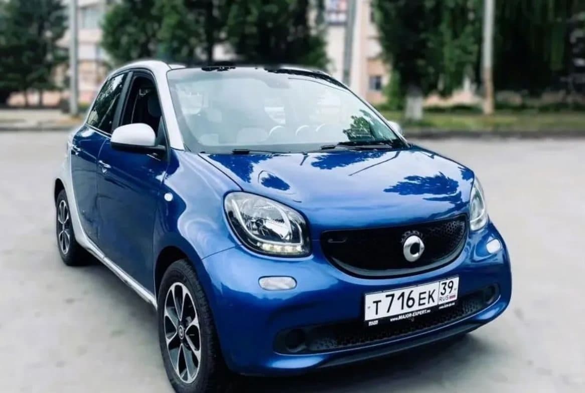 Smart Forfour — фото 1 в аренду в Калининграде — LiteRent