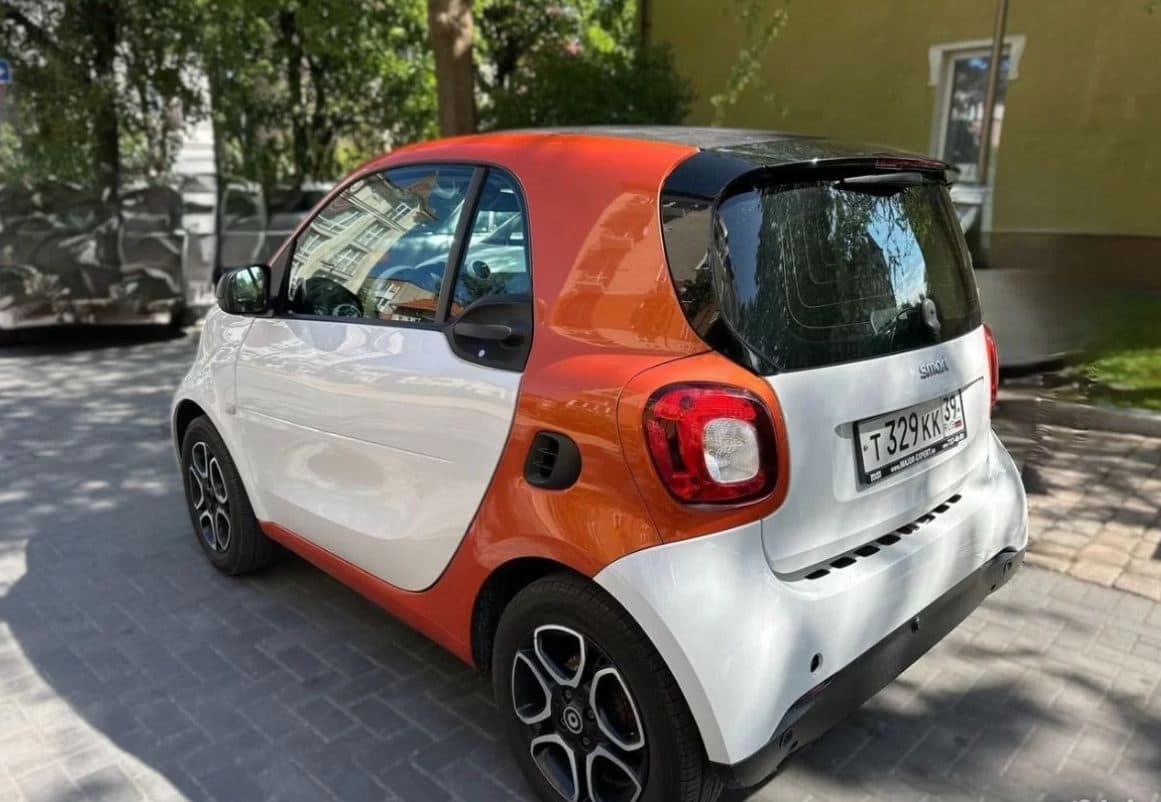 Smart Fortwo — фото 2 в аренду в Калининграде — LiteRent